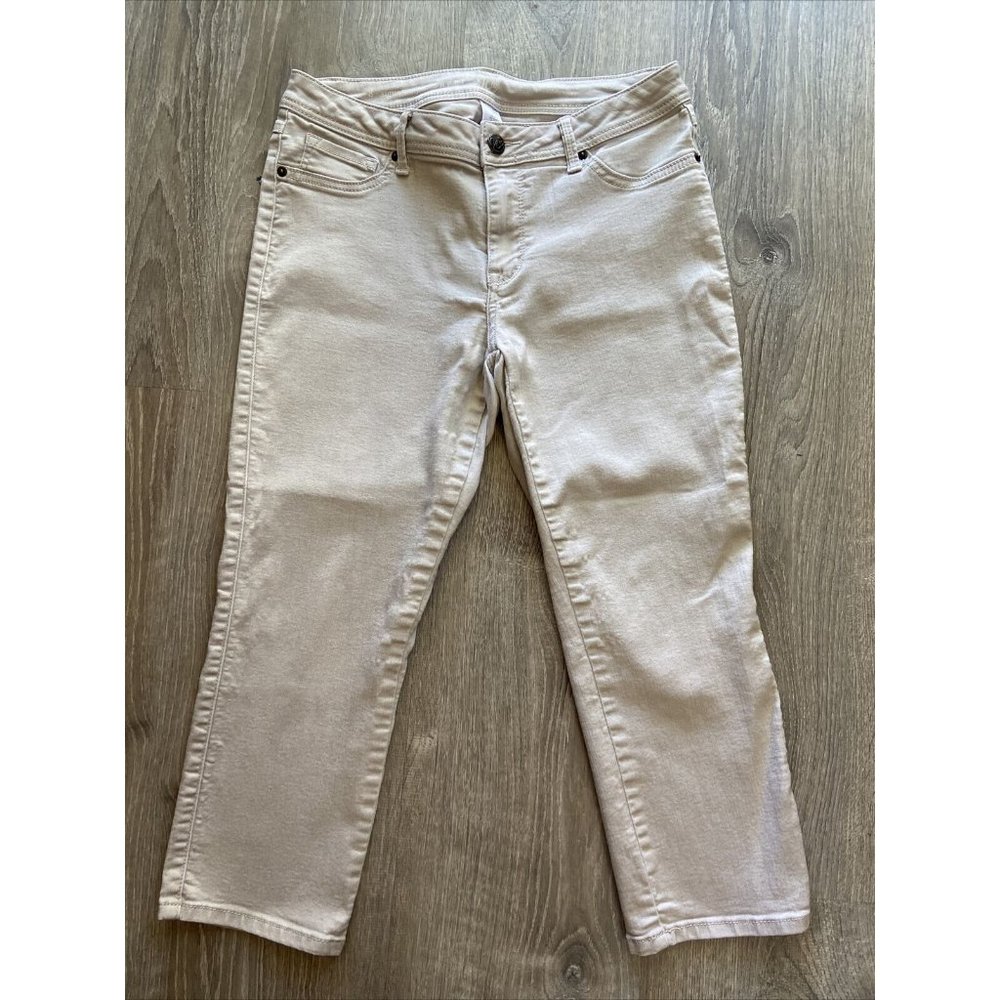 w62 beige jeans capri size 8
